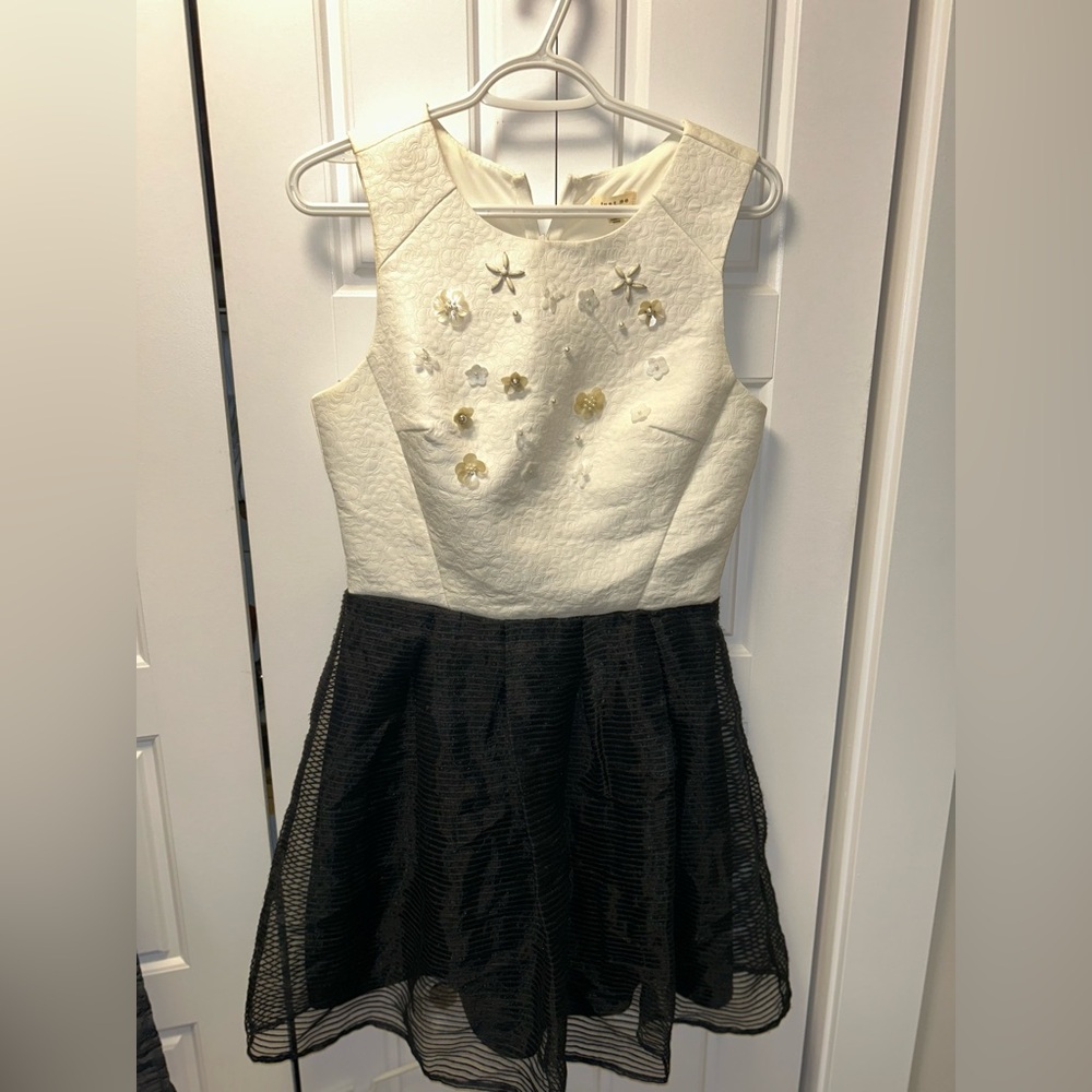 Elegant Black and White “Just Me” Dress size medium